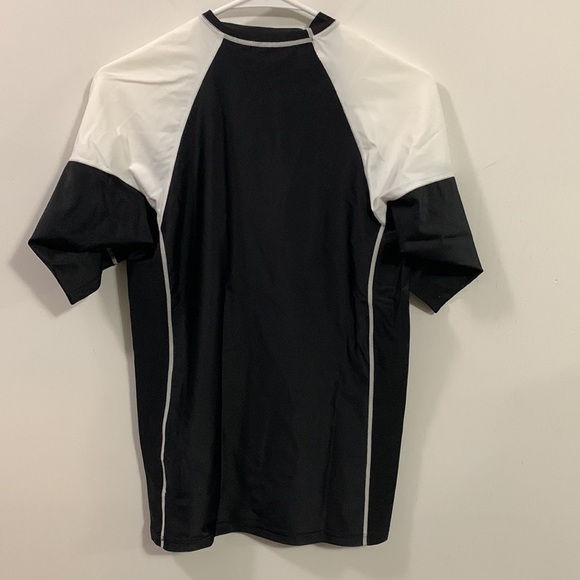 Gorilla combat is a Martial Arts School - not sure where I got this - Picture 2 of 5